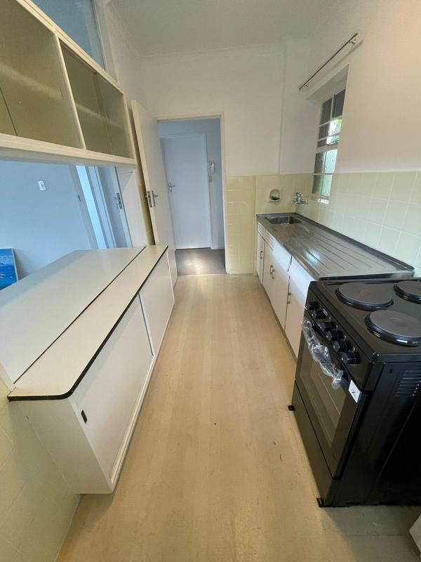 To Let 1 Bedroom Property for Rent in Rondebosch Western Cape